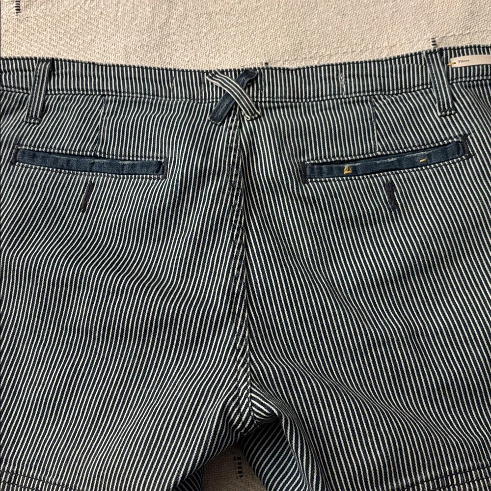 Pilcro Railroad Stripe Denim Shorts Size 31 - Picture 5 of 15